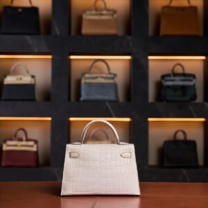 Hermès Kelly 20 Mauve Pale Matte Crocodile Leather with Palladium Hardware - 2024 New Full Set - Exotic Boutique Dubai