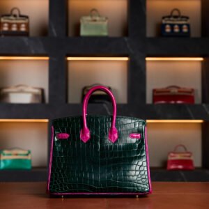 Hermès Birkin 25 HSS Special Order Verde Fiance & Rose Scheherazade Gold Hardware Alligator Pre-Owned - Exotic Boutique Dubai