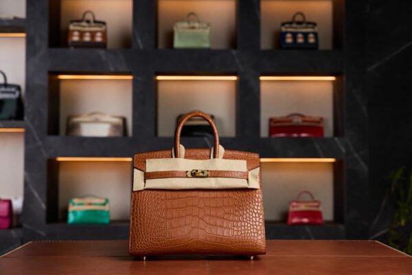 Hermès Birkin 25 Gold Hardware Gold Color Crocodile 2024 New Full Set - Exotic Boutique Dubai