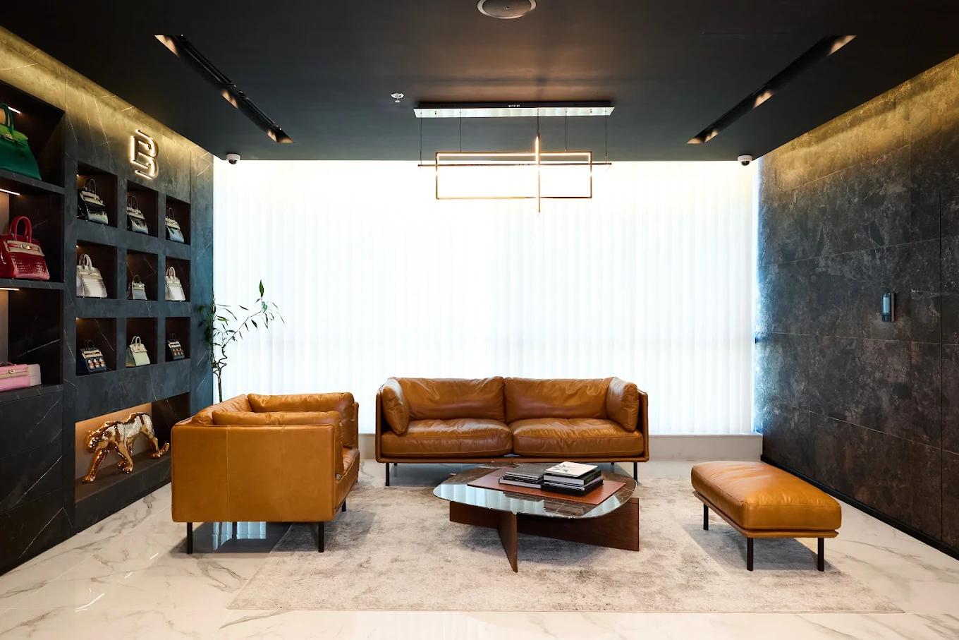 Exotic Boutique Dubai — Gold & Diamond Park